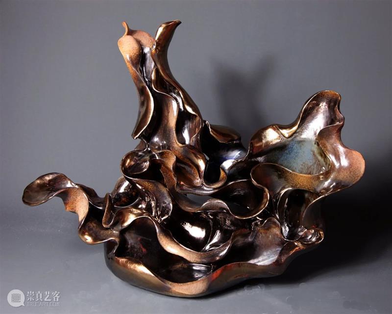 对话|许玲:重塑之花脱胎为非花之花 崇真艺客