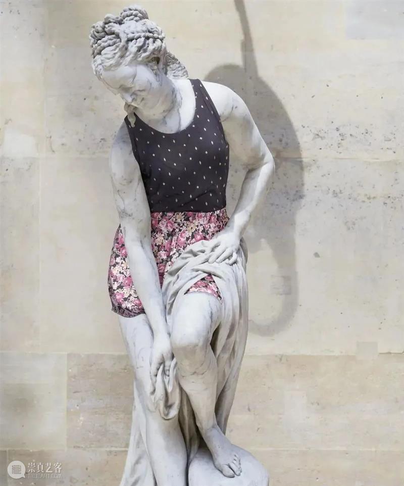当卢浮宫的雕塑都「穿」上衣服，时尚界必须有Ta们的一席之地！ 崇真艺客