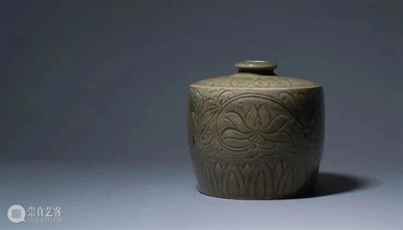 一物一鉴 | 耀州窑 · 青釉刻花莲花唐草纹嘟噜瓶 崇真艺客