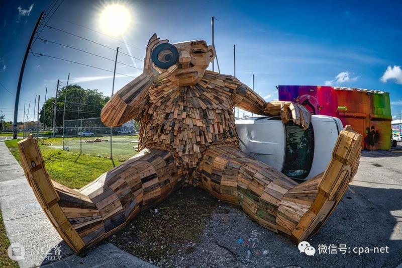 艺术家Thomas Dambo在木头中制作巨魔雕塑 崇真艺客