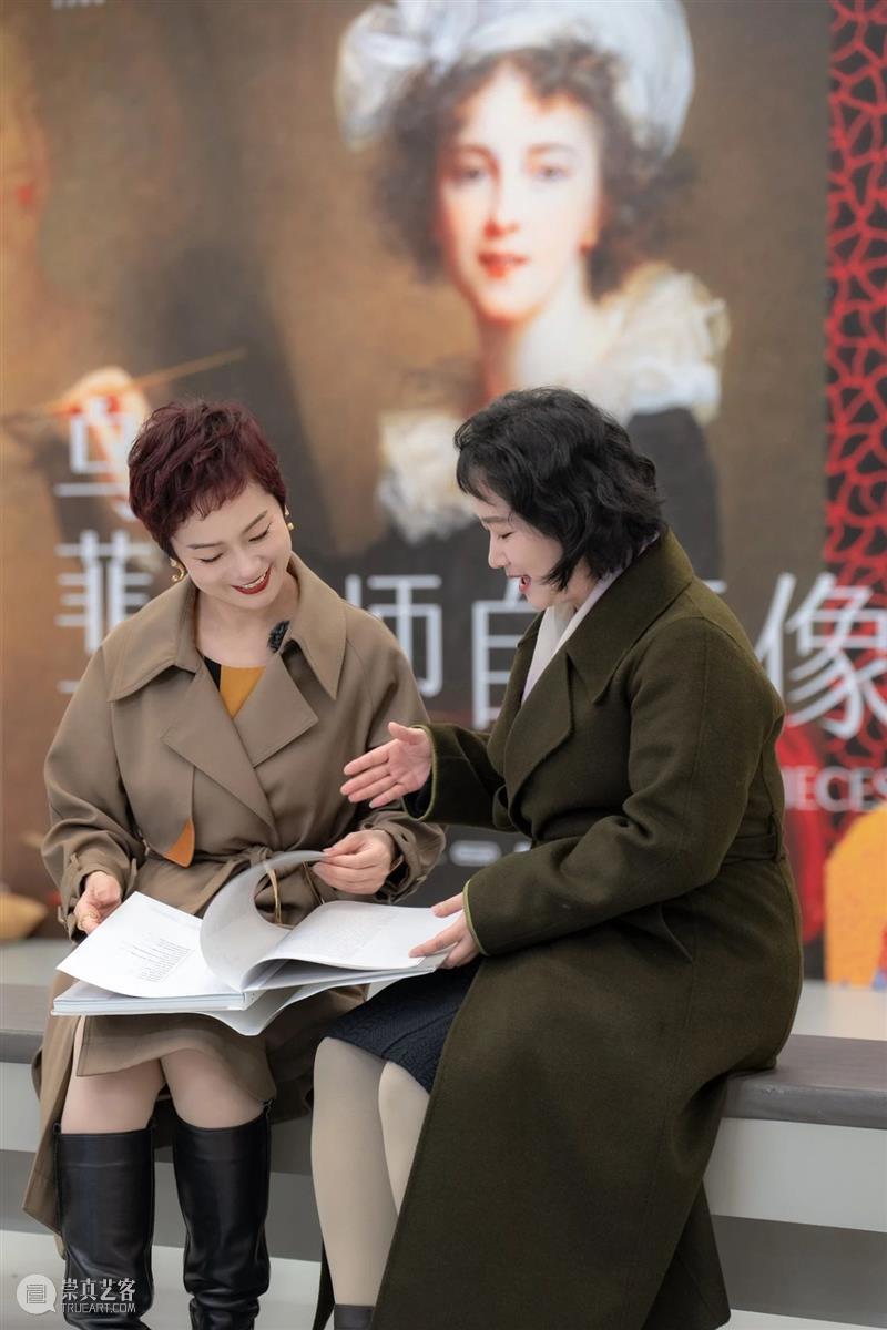 沈奇岚：凝聚艺术微光照亮世界 视频资讯 沈奇岚 沈奇岚 崇真艺客