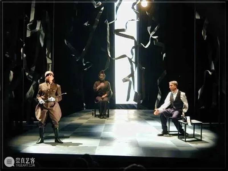 世界戏剧大师丨理查德·芬克斯坦：出色的几何布局和有形艺术  CISD 崇真艺客