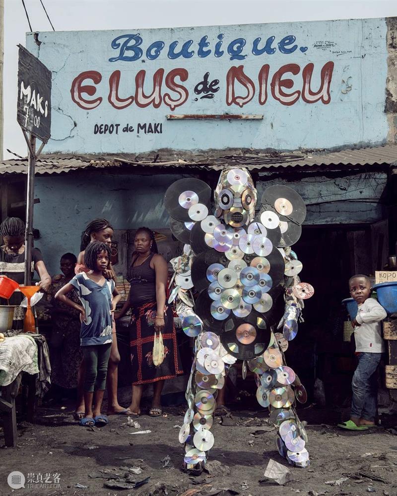 贫民窟垃圾堆里诞生艺术运动，刚果艺术团体急切呼吁环保问题 | BCAF新知 崇真艺客
