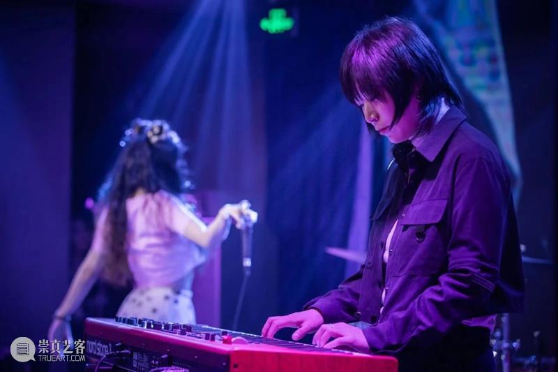 2月11日（周六）Sylvia 爵士三重奏 崇真艺客