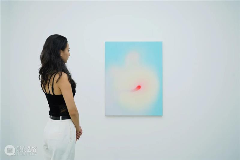 一条艺术|德国抽象新锐女艺术家:柔软的、闪光的色彩 崇真艺客