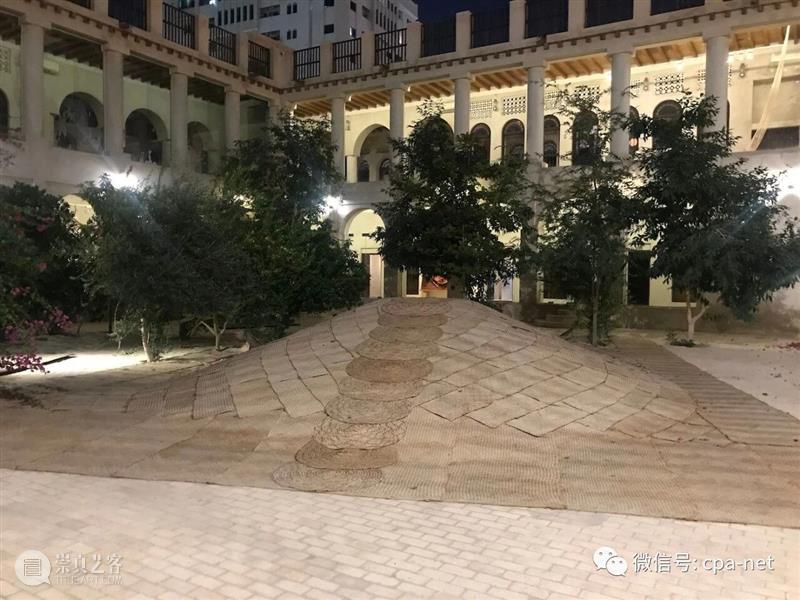 第 15 届沙迦双年展如何颠覆艺术世界的遗产 崇真艺客
