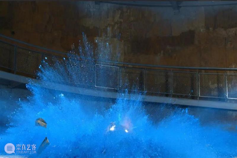 一起来看看烟囱的内部! 崇真艺客