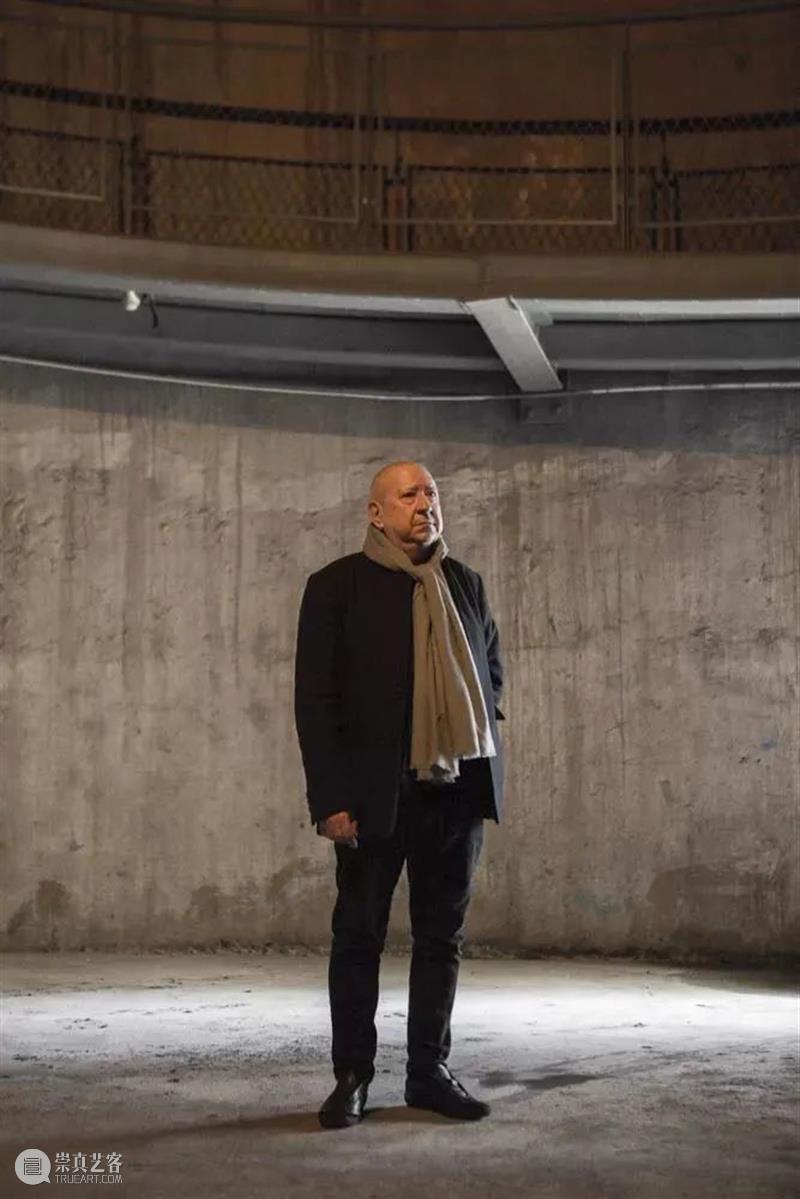 一起来看看烟囱的内部! 崇真艺客