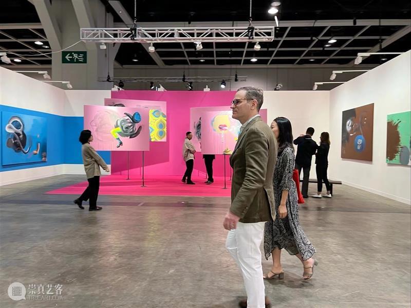 打卡香港 国际大咖齐聚 热门展品火爆 | 国家美术·关注 崇真艺客