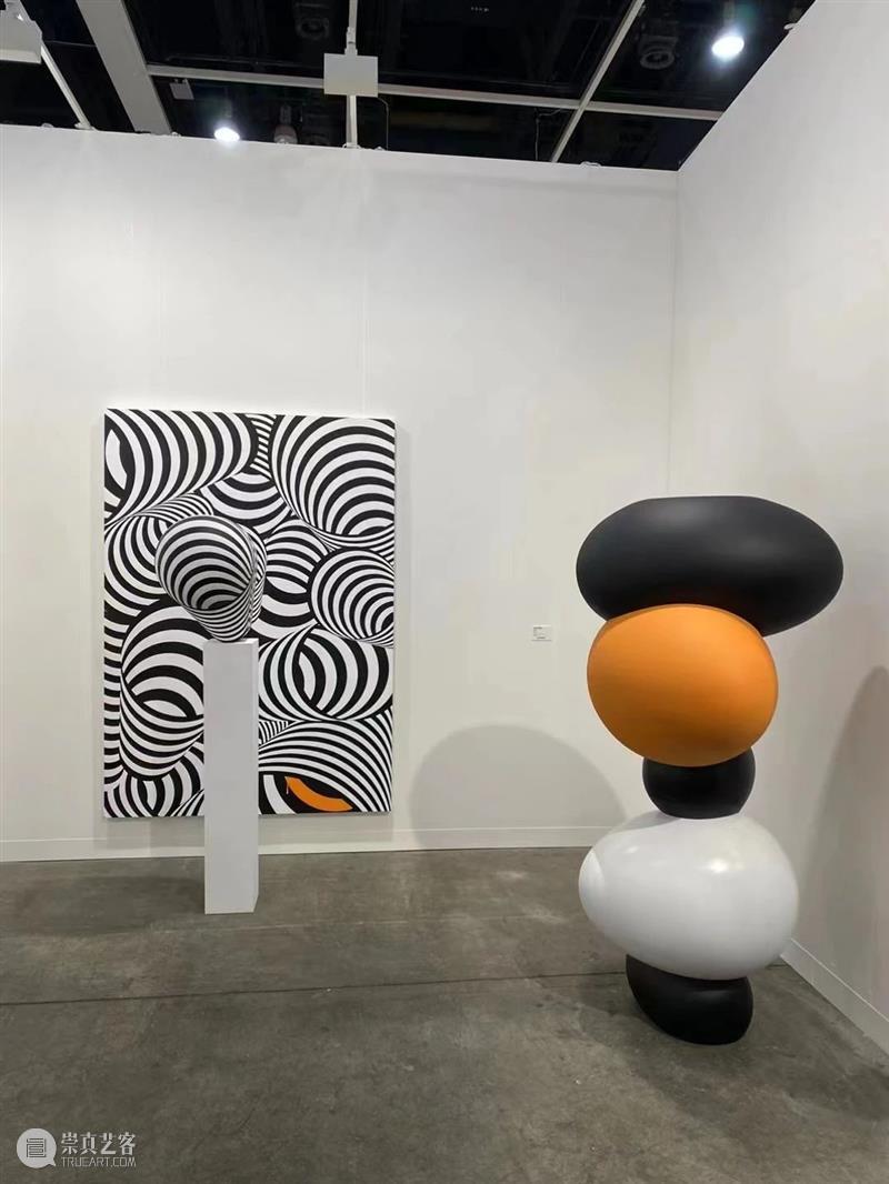 打卡香港 国际大咖齐聚 热门展品火爆 | 国家美术·关注 崇真艺客