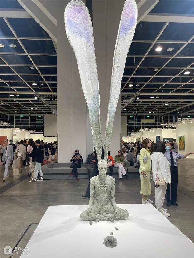 打卡香港 国际大咖齐聚 热门展品火爆 | 国家美术·关注 崇真艺客