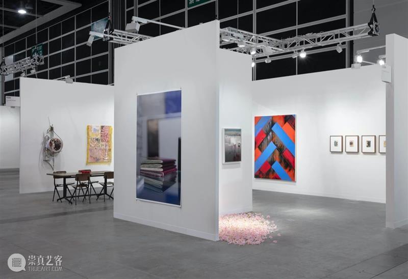 打卡香港 国际大咖齐聚 热门展品火爆 | 国家美术·关注 崇真艺客