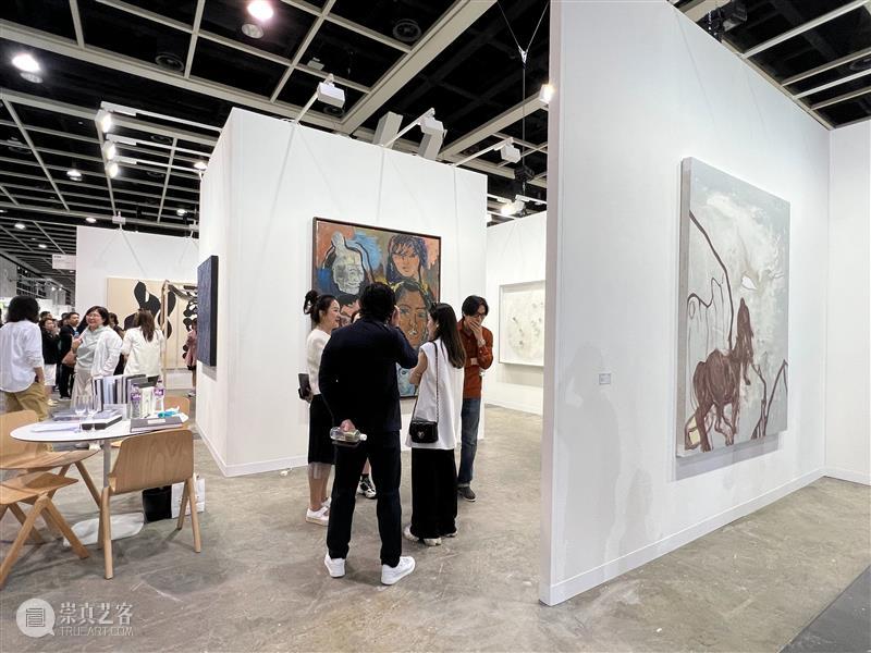 打卡香港 国际大咖齐聚 热门展品火爆 | 国家美术·关注 崇真艺客