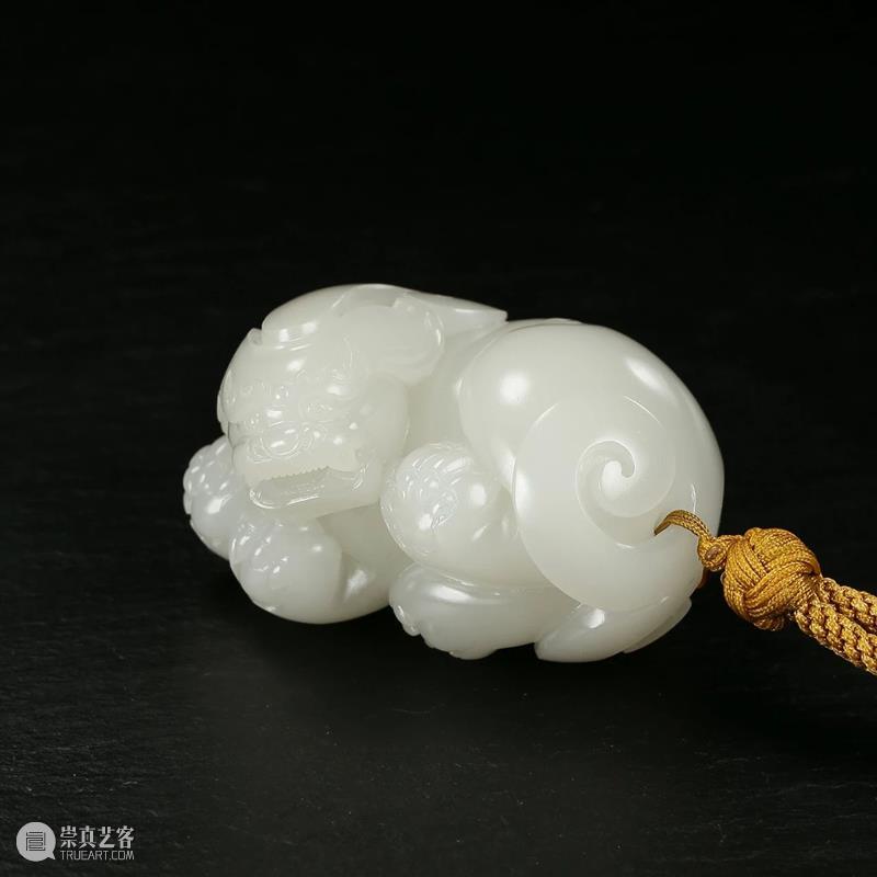 Poly-Online | 环佩玎珰，灿然生光——当代玉雕“牌佩饰品”春日导览 崇真艺客