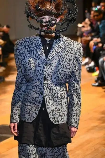 【IFA-时尚资讯】川久保玲 2023 FW |颠覆实验性剪裁 崇真艺客