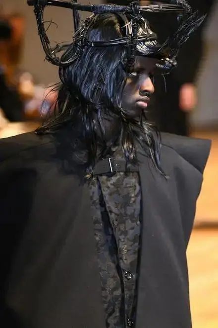 【IFA-时尚资讯】川久保玲 2023 FW |颠覆实验性剪裁 崇真艺客