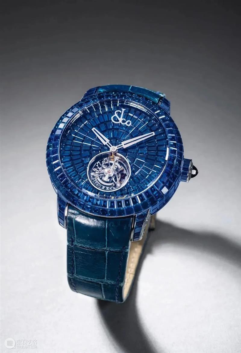 创下拍卖史上最高纪录!翠蕴琛宝 灵瑞玉环 天然帝王绿翡翠手镯以港币 6,000 万元夺冠! 崇真艺客