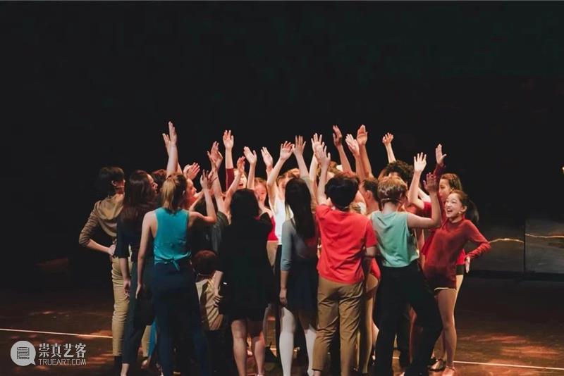 这所Rock主题的“异校”又要开学了，“返校”前发生了什么？ 崇真艺客