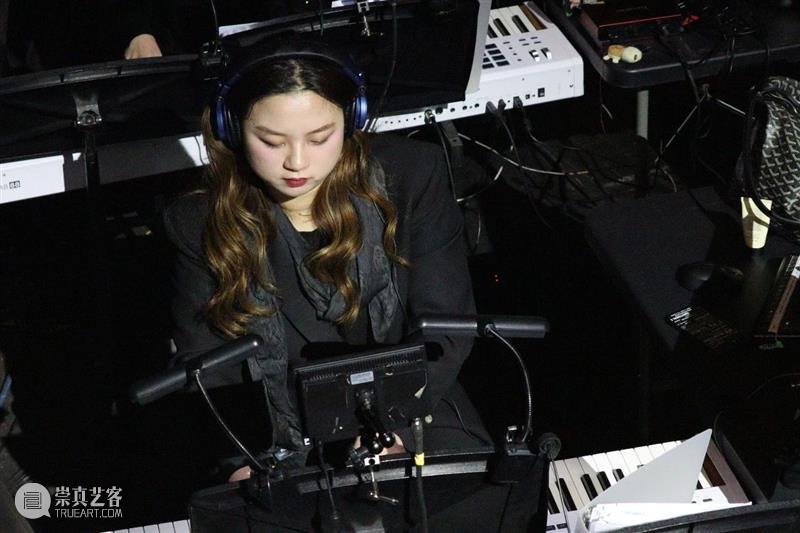 这所Rock主题的“异校”又要开学了，“返校”前发生了什么？ 崇真艺客