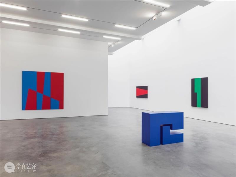 里森洛杉矶 | 揭幕展 | 卡门·埃雷拉 (Carmen Herrera) 个展「1970年代 (下)」 崇真艺客