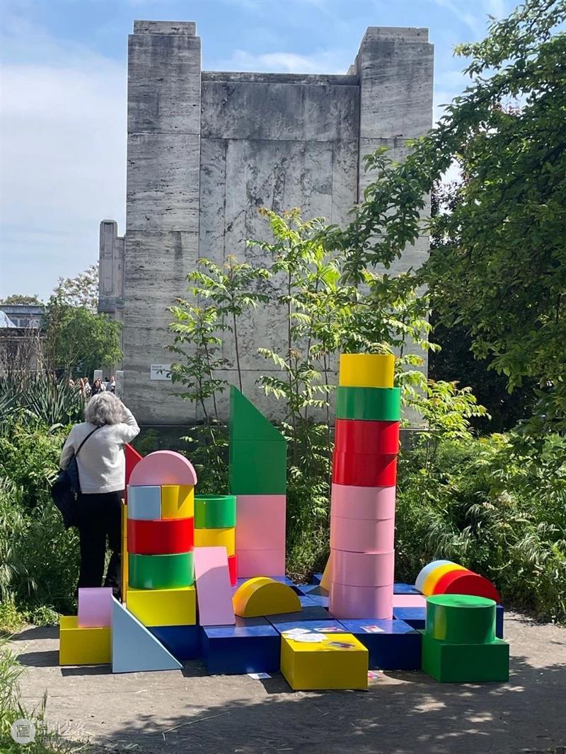 2023米兰设计周总结：假装躲过消费主义的子弹 崇真艺客