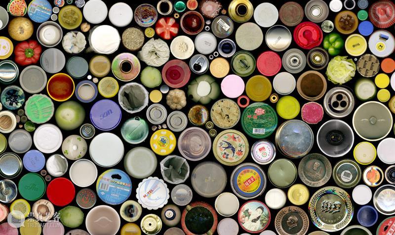 万一对话｜洪浩：我想将这些“无价值”的东西另外生成一种价值 崇真艺客