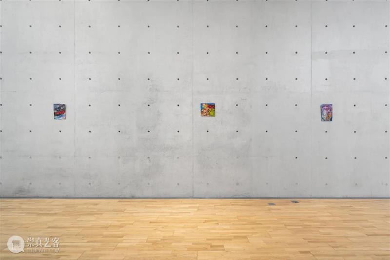 LONG文章 | 专访瑞秋·琼斯：从具象的牙齿轮廓构想鲜艳奇幻世界 崇真艺客