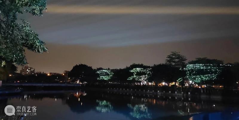 聚焦丨广州美术学院毕业季开幕式打造高质量跨媒体光影时装秀 崇真艺客