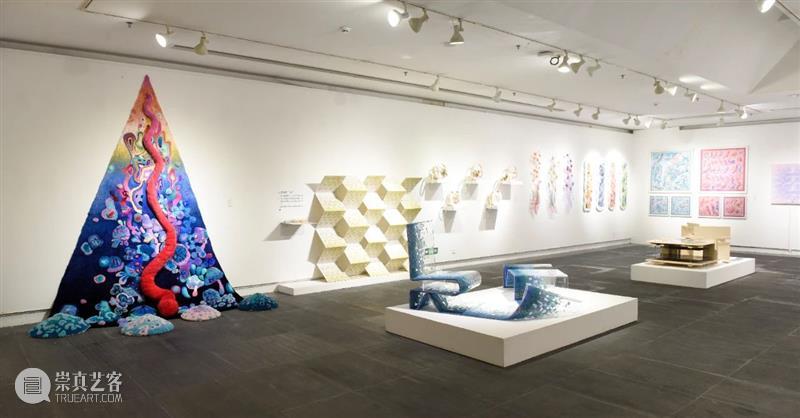 聚焦丨广州美术学院毕业季开幕式打造高质量跨媒体光影时装秀 崇真艺客