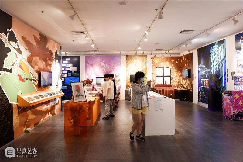 聚焦丨广州美术学院毕业季开幕式打造高质量跨媒体光影时装秀 崇真艺客