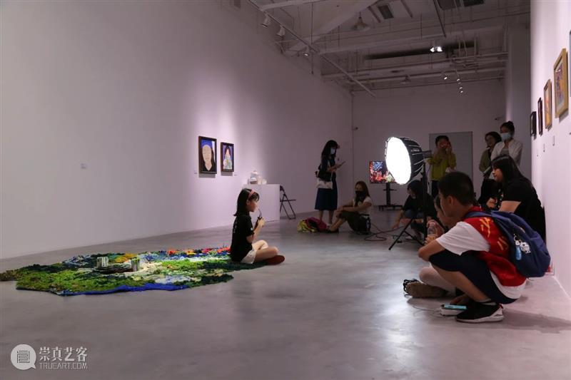 【上海油雕院 | 午间1小时】“初芒计划（2023）”艺术微导览活动今日在我馆举办 崇真艺客