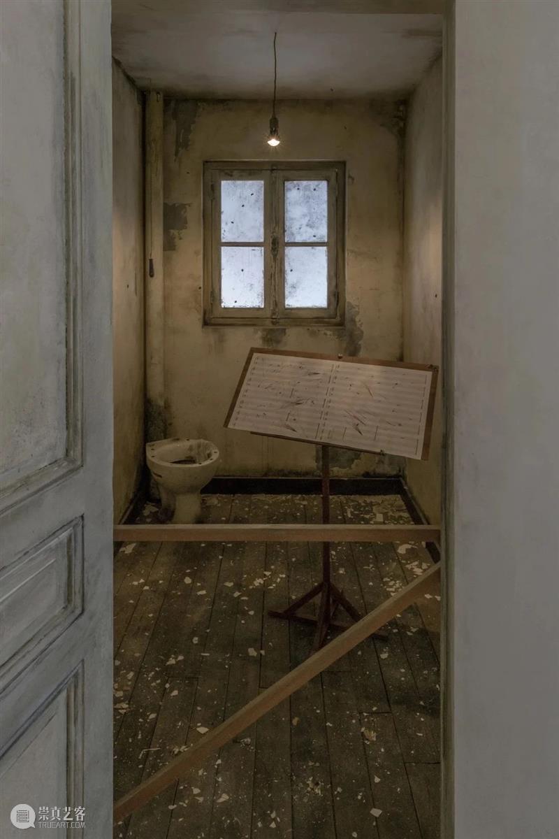 艺术家｜伊利亚与艾米莉亚·卡巴科夫 Ilya and Emilia Kabakov 崇真艺客