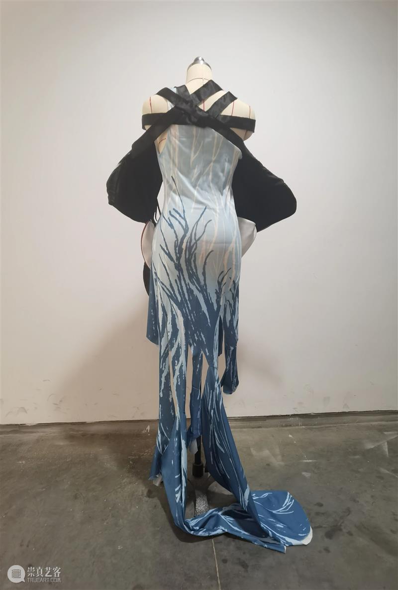 【中国美术学院】本科毕业展,服装、视传、工业设计作品太震撼了,不愧是你! 崇真艺客