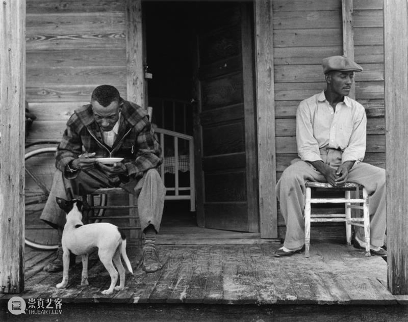 阿诺德·纽曼：一张照片必须有趣，单纯的人像没有意义！ 崇真艺客