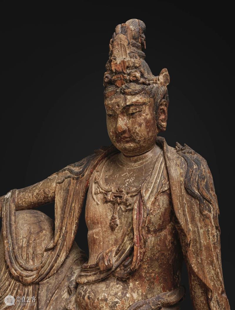 天价成交的造像：金 木雕彩绘水月观音坐像 崇真艺客