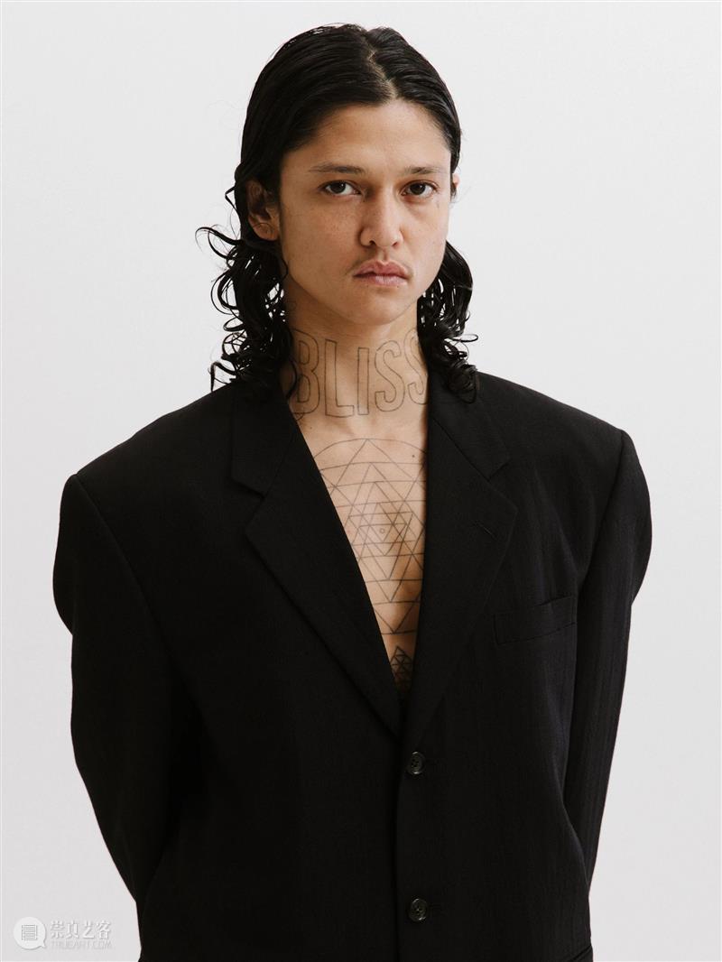 New Exhibition | Tosh Basco: No Sky 崇真艺客