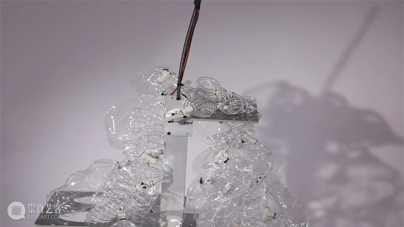 中央美术学院设计学院艺术与科技方向，27位青年艺术家用创作迎接“第三个科技时代” 崇真艺客