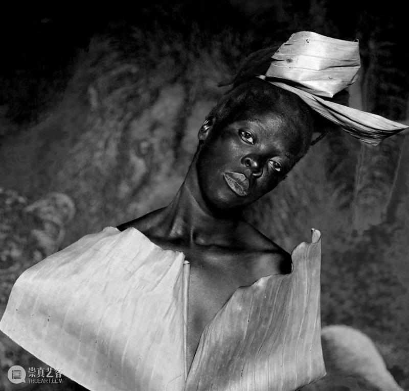 藝術門的七月艺术家|Zanele Muholi 崇真艺客
