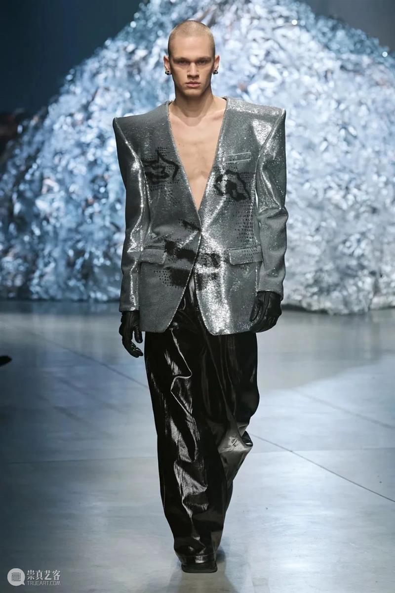 【IFA-时尚资讯】ANNAKIKI | 思考过去，创造当下，凝望未来 崇真艺客