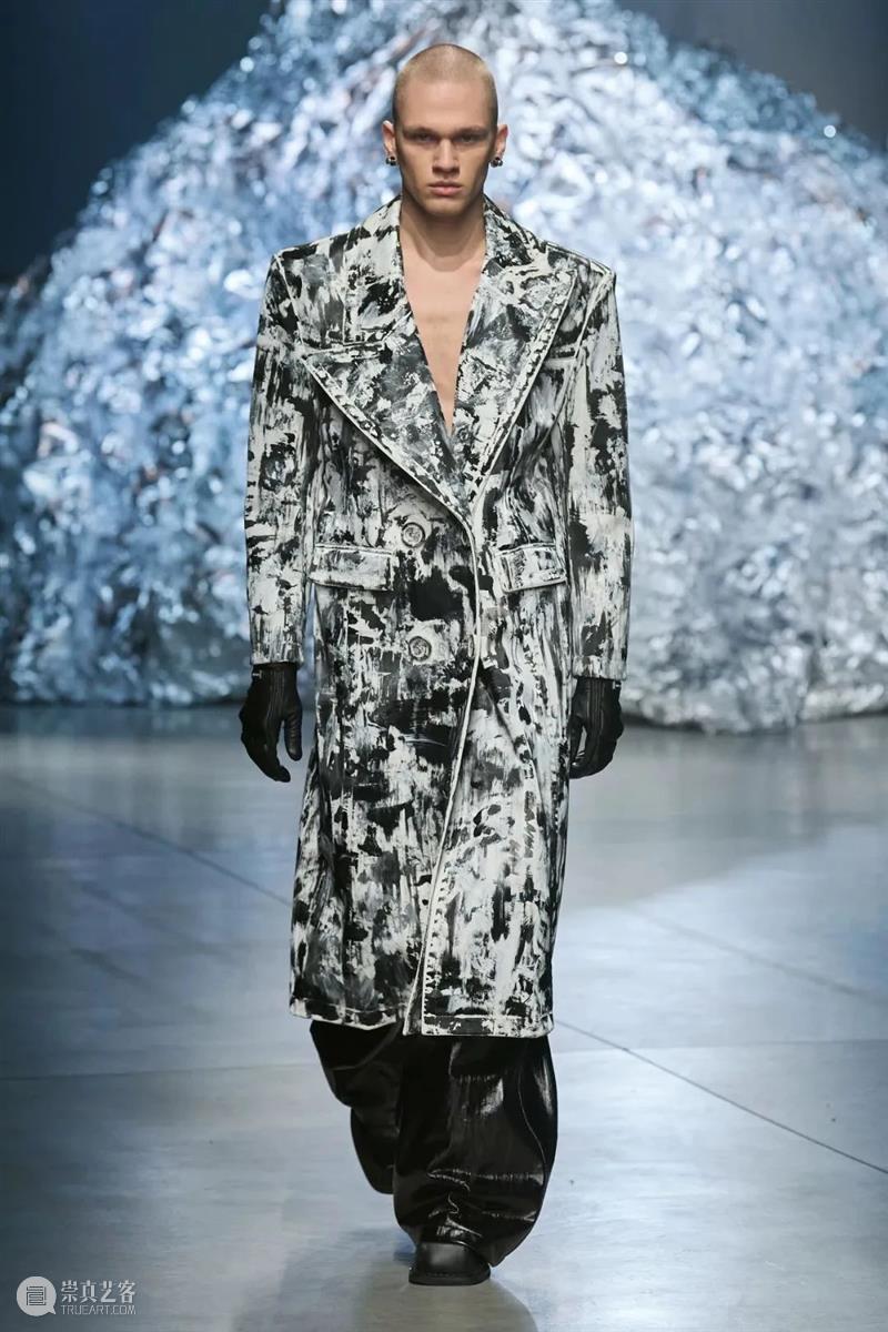 【IFA-时尚资讯】ANNAKIKI | 思考过去，创造当下，凝望未来 崇真艺客