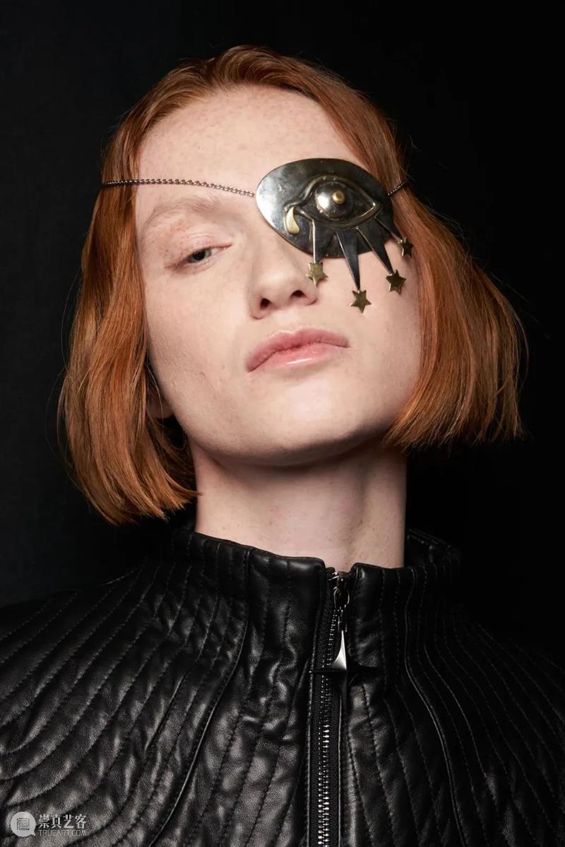 【IFA-时尚资讯】ANNAKIKI | 思考过去，创造当下，凝望未来 崇真艺客