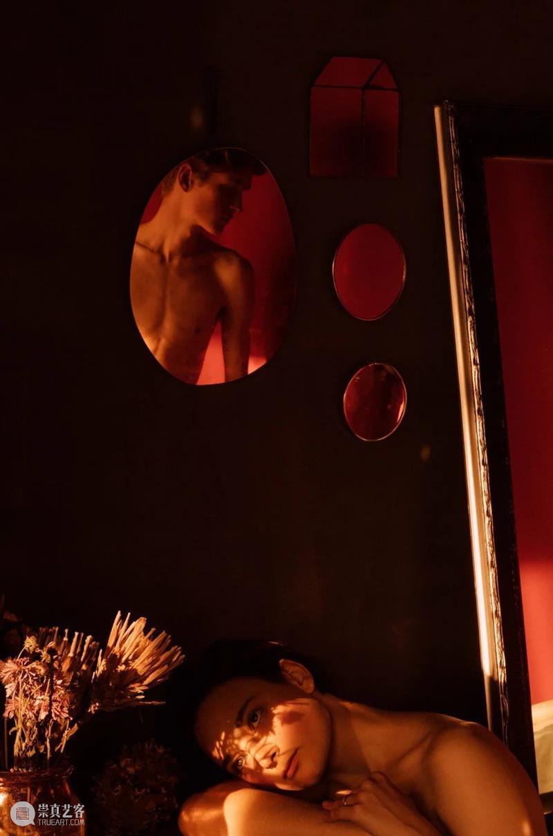 乌克兰美女人像摄影师的顶级光影运用,绝美! 崇真艺客
