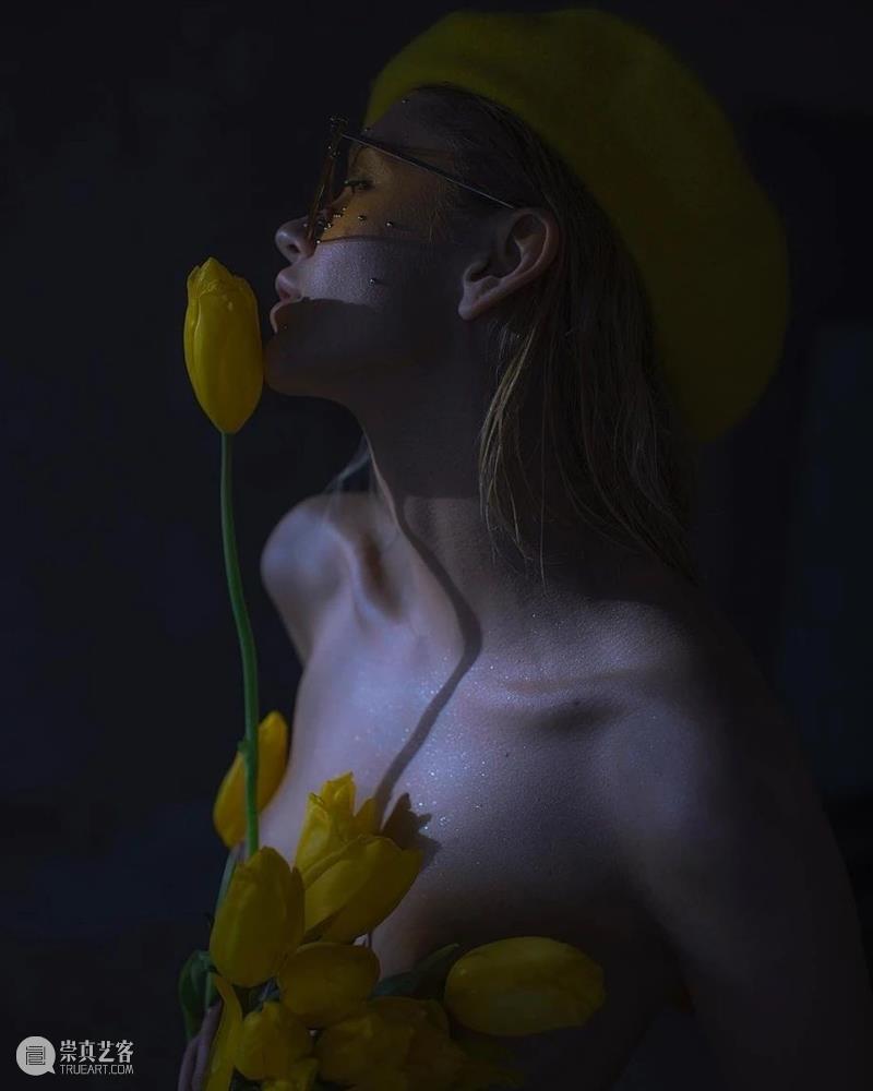 乌克兰美女人像摄影师的顶级光影运用,绝美! 崇真艺客