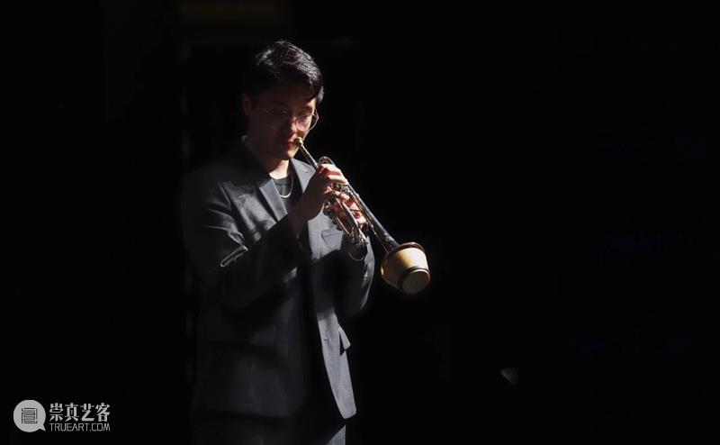 一个人的古典·开票|他用羽管键琴,本真呈现巴赫经典《平均律键盘曲集Ⅰ》 崇真艺客