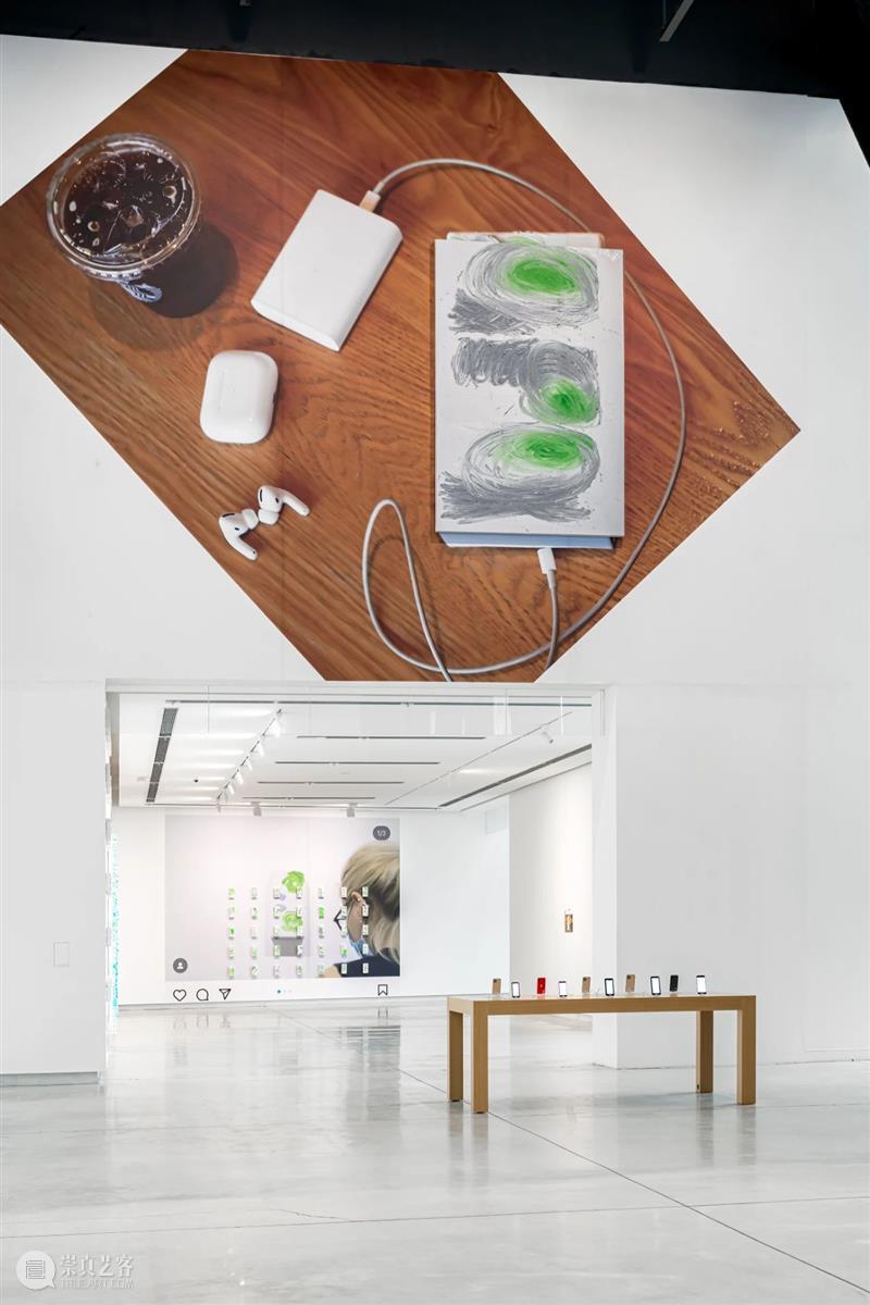 《绘画, 动员》| 王亚敏评徐震®个展“漂流点赞，街头抽表” 崇真艺客