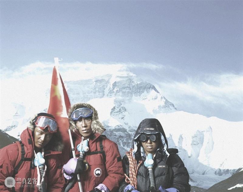 《绘画, 动员》| 王亚敏评徐震®个展“漂流点赞，街头抽表” 崇真艺客