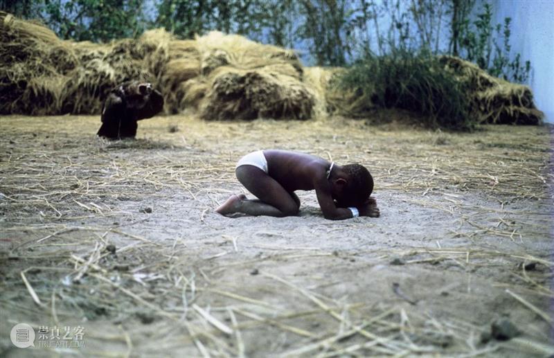 《绘画, 动员》| 王亚敏评徐震®个展“漂流点赞，街头抽表” 崇真艺客