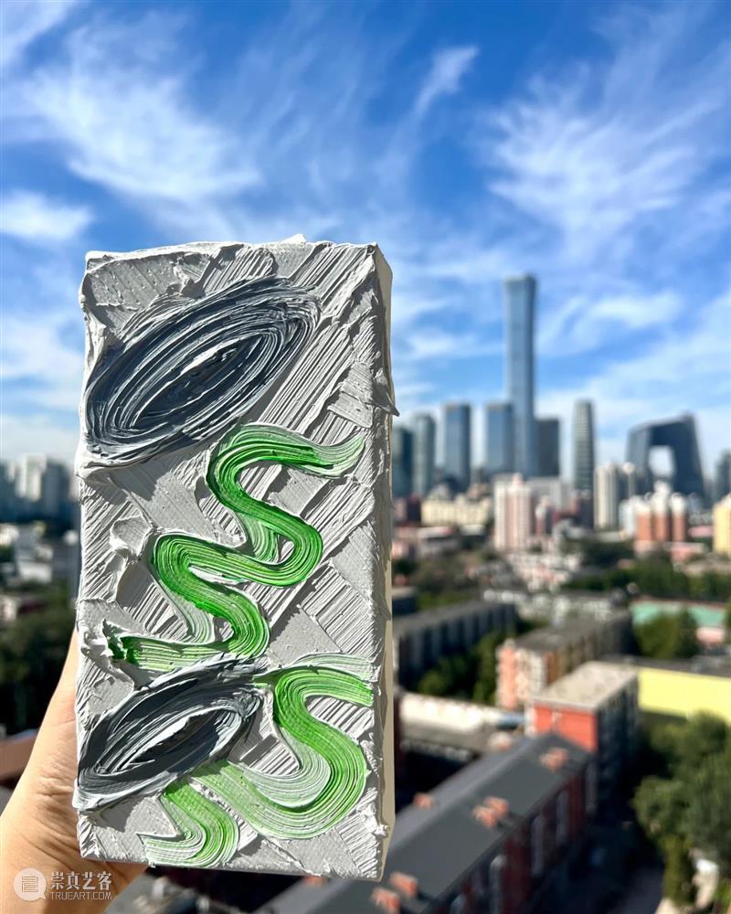 《绘画, 动员》| 王亚敏评徐震®个展“漂流点赞，街头抽表” 崇真艺客