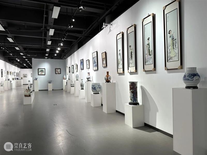 瓷都之光熠熠,文化之宝闪耀:陶瓷艺术展探索传统与现代的对话 崇真艺客