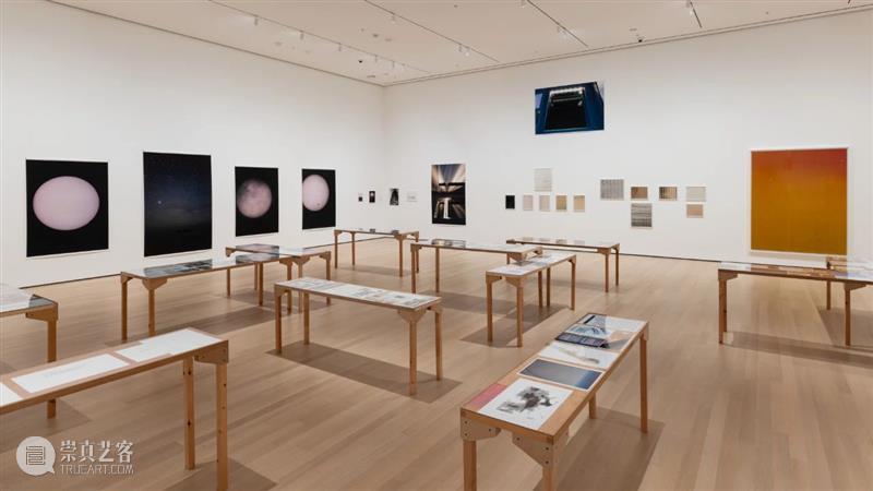 《纽约时报》专访沃尔夫冈·提尔曼斯(Wolfgang Tillmans) 崇真艺客